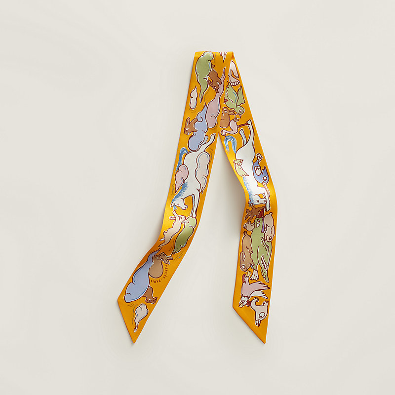 Twilly 《千と一のウサギ》 | Hermès - エルメス-公式サイト Twilly 《千と一のウサギ》 | Hermès - エルメス-公式サイト